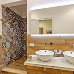 Apartment Nearporto *